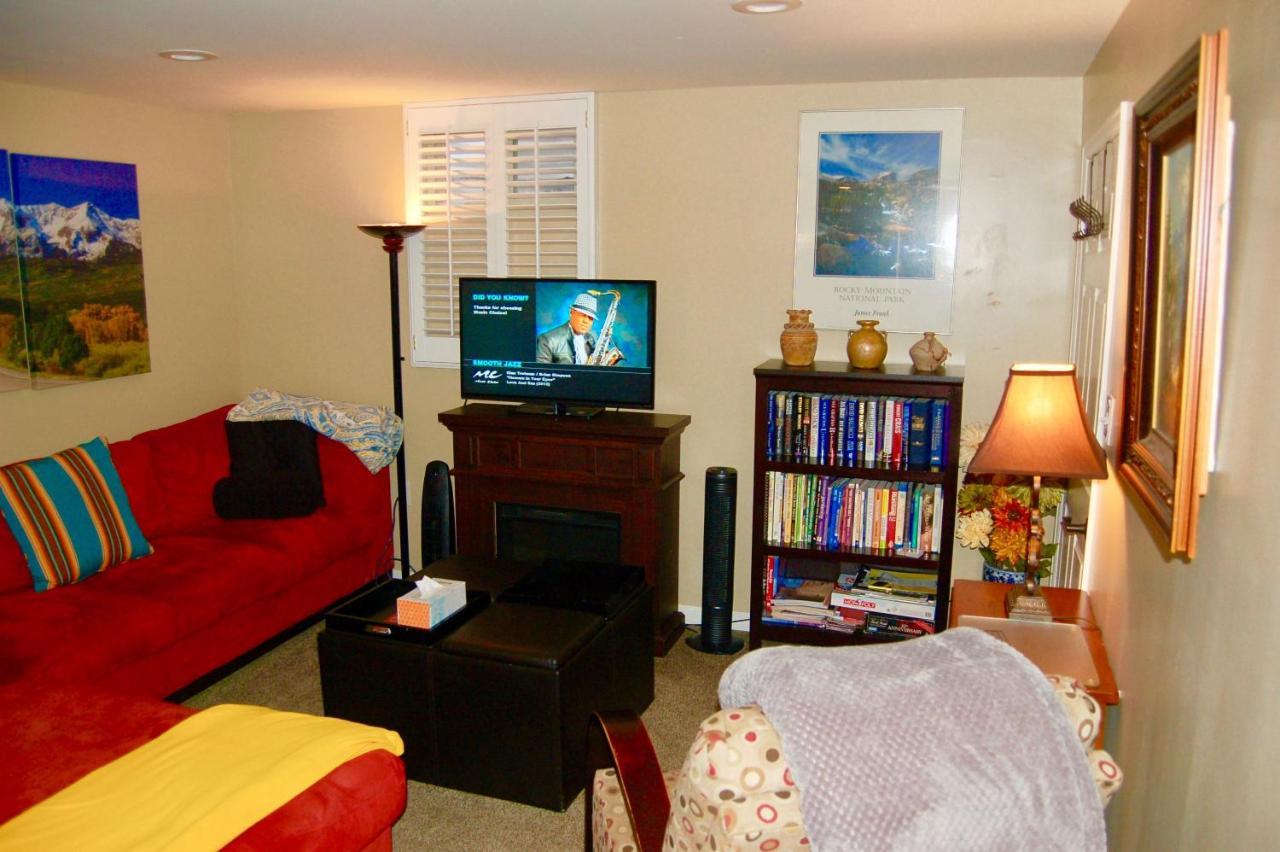 Blue Bear Den 3Br 2Ba Dtc Private Apt Hot Tub Bagian luar foto