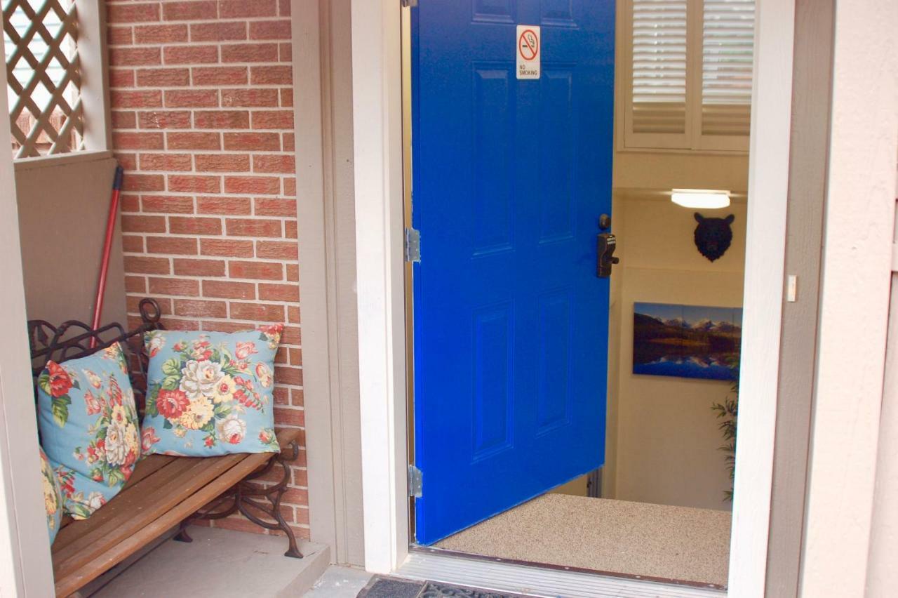 Blue Bear Den 3Br 2Ba Dtc Private Apt Hot Tub Bagian luar foto