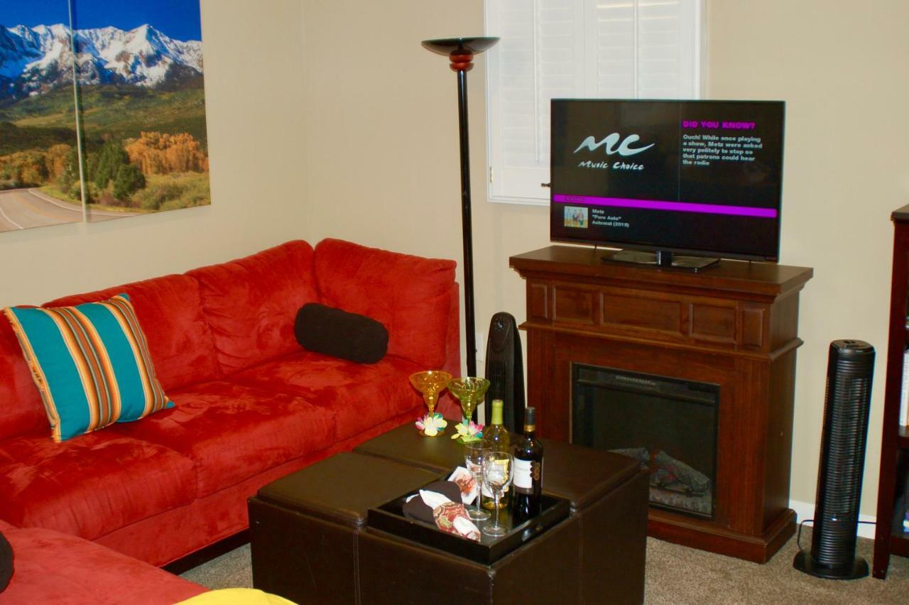 Blue Bear Den 3Br 2Ba Dtc Private Apt Hot Tub Bagian luar foto